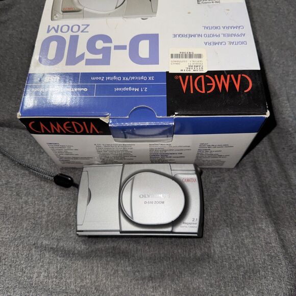 Olympus Camedia D-510 Zoom Compact Digital Camera 2.1MP 1.8 3x Optical Stuck Len - Picture 1 of 3